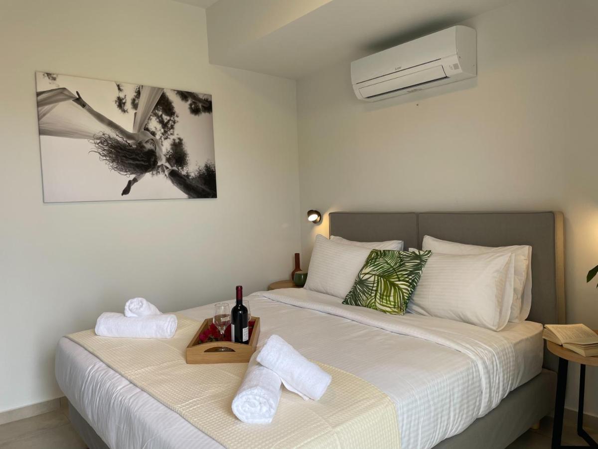 Mossa City Apartments Chania  Bagian luar foto